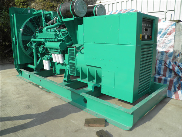 汨罗出租发电机 发电机组厂家：柴油发电机组的控制屏的作用是什么？