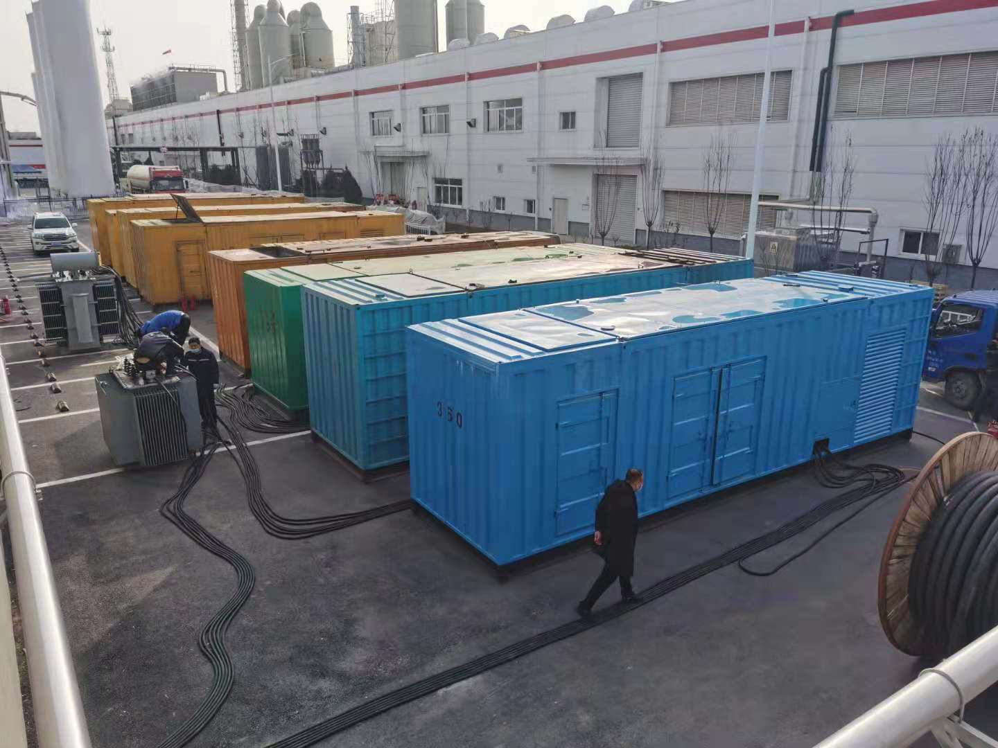 汨罗发电机出租-两相发电机与三相发电机有何区别?